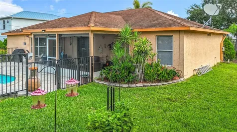2206 SW Franklin Street Port St. Lucie FL 34953