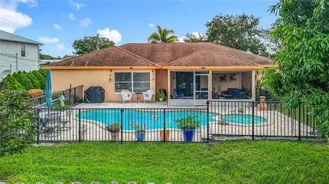2206 SW Franklin Street Port St. Lucie FL 34953