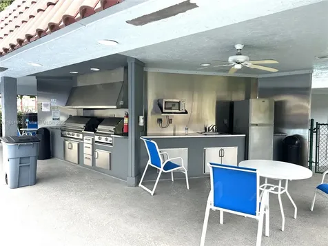 111 S Hollybrook Drive Pembroke Pines FL 33025