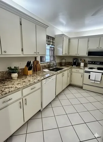 111 S Hollybrook Drive Pembroke Pines FL 33025