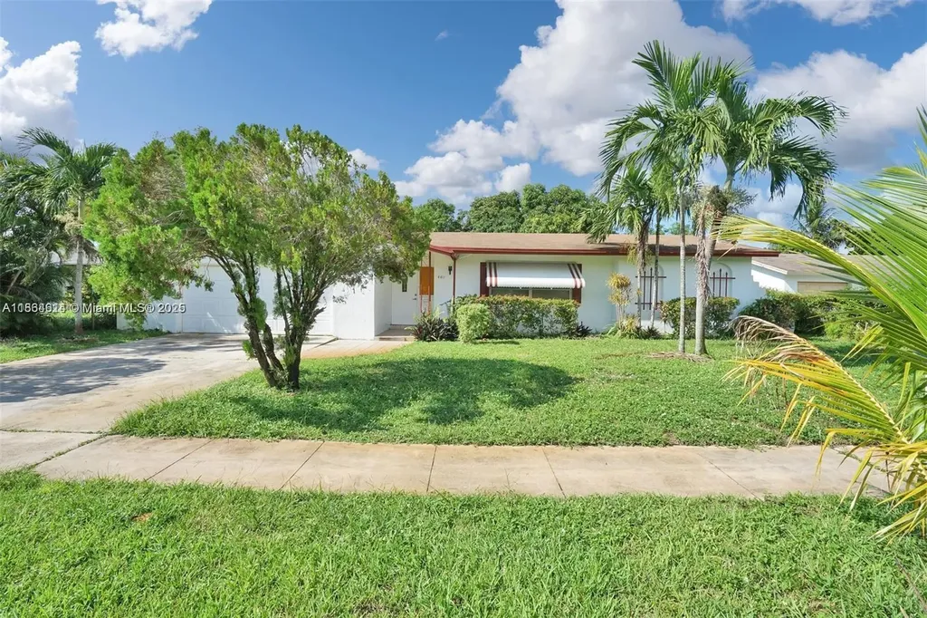 4411 NW 14th Street Lauderhill FL 33313