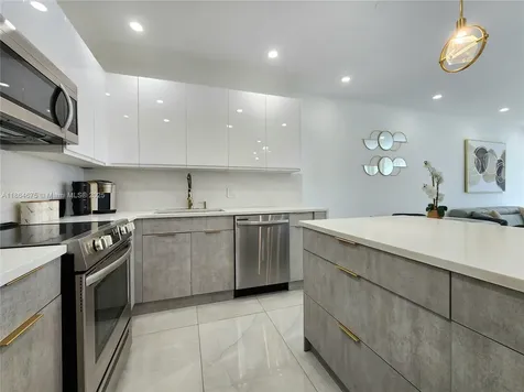 3505 S Ocean Drive Hollywood FL 33019