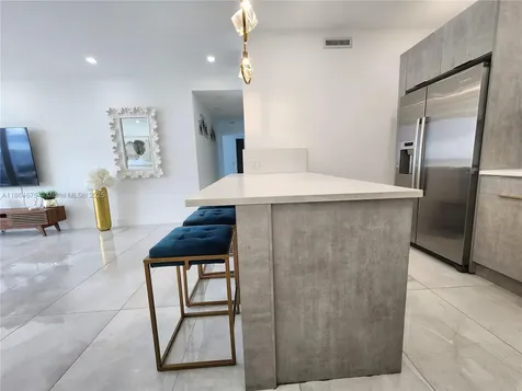 3505 S Ocean Drive Hollywood FL 33019