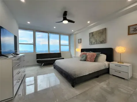 3505 S Ocean Drive Hollywood FL 33019