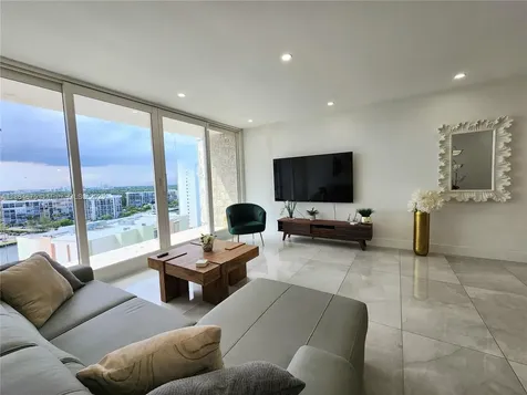 3505 S Ocean Drive Hollywood FL 33019