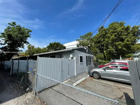 1346 NW 6th Street Miami FL 33125