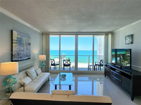 3505 S Ocean Drive Hollywood FL 33019