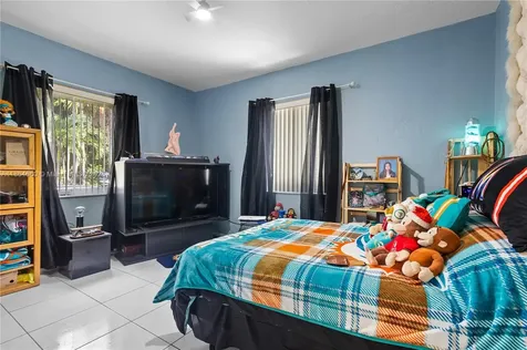6377 SW 15th Street West Miami FL 33144