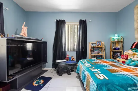 6377 SW 15th Street West Miami FL 33144