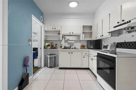6377 SW 15th Street West Miami FL 33144