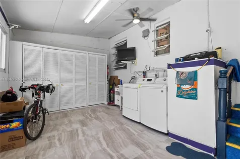 6377 SW 15th Street West Miami FL 33144