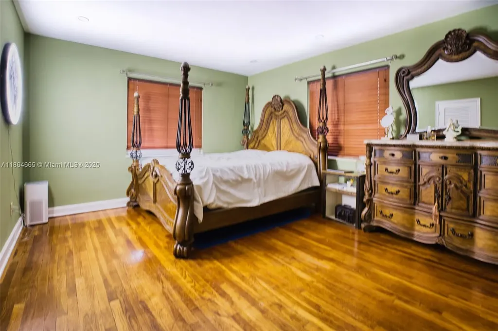 1923 Dewey Street Hollywood FL 33020
