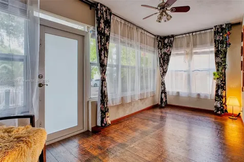 1923 Dewey Street Hollywood FL 33020