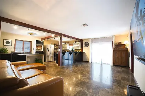 1923 Dewey Street Hollywood FL 33020