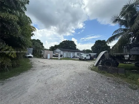 15765 SW 206th Avenue Miami FL 33187