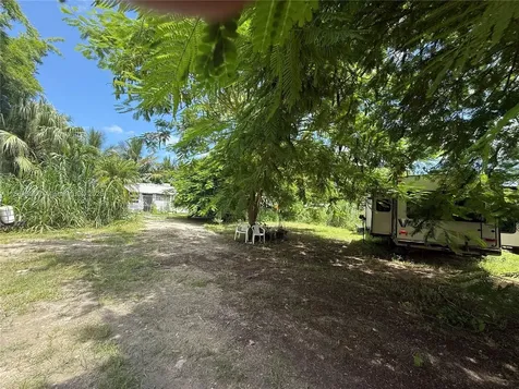 15765 SW 206th Avenue Miami FL 33187