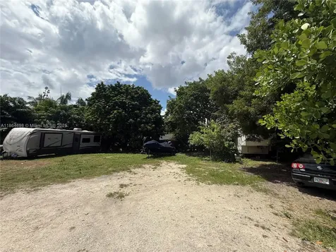 15765 SW 206th Avenue Miami FL 33187
