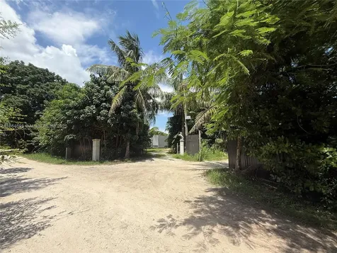 15765 SW 206th Avenue Miami FL 33187