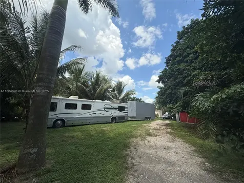15765 SW 206th Avenue Miami FL 33187