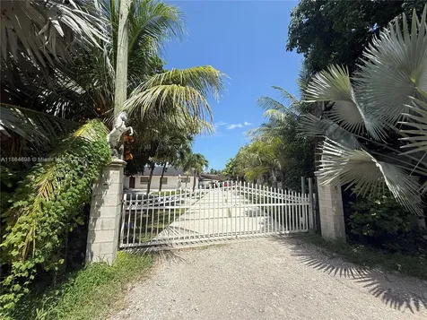 15765 SW 206th Avenue Miami FL 33187