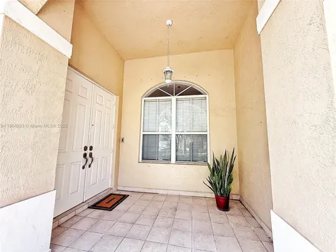 16032 SW 63rd Terrace Miami FL 33193
