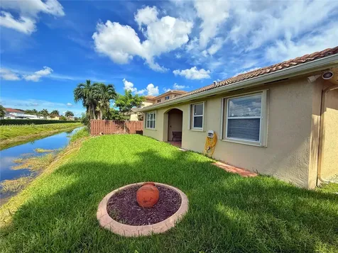 16032 SW 63rd Terrace Miami FL 33193