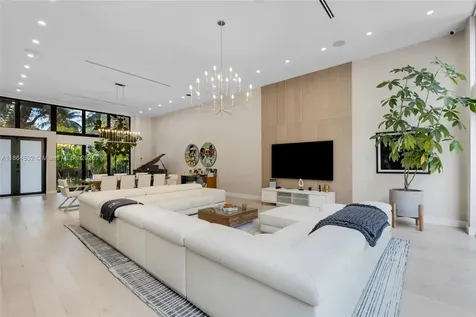 741 NE 80th Street Miami FL 33138