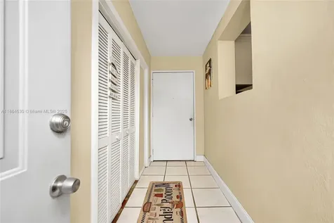 1220 NW 88th Street Miami FL 33147