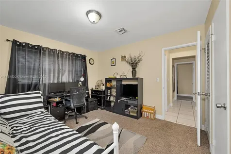 1220 NW 88th Street Miami FL 33147