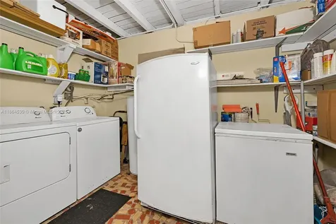 1220 NW 88th Street Miami FL 33147