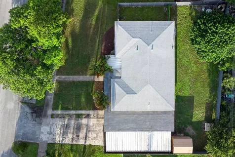 1220 NW 88th Street Miami FL 33147