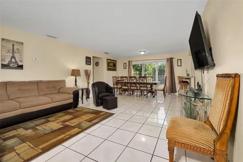 1220 NW 88th Street Miami FL 33147