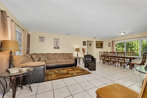 1220 NW 88th Street Miami FL 33147