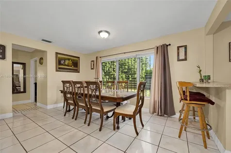 1220 NW 88th Street Miami FL 33147