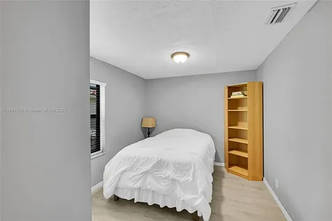 10261 S Lexington Lakes Boulevard S Boynton Beach FL 33436