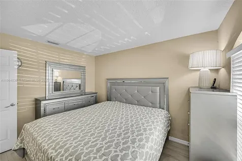 10261 S Lexington Lakes Boulevard S Boynton Beach FL 33436