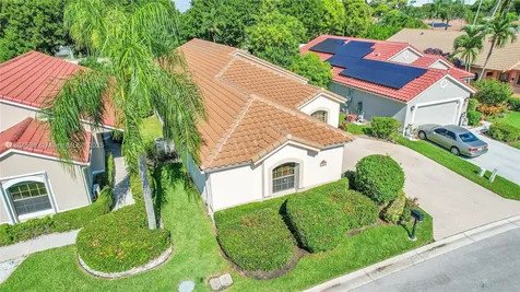 10261 S Lexington Lakes Boulevard S Boynton Beach FL 33436