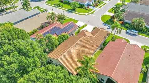 10261 S Lexington Lakes Boulevard S Boynton Beach FL 33436