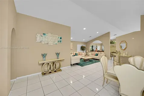 10261 S Lexington Lakes Boulevard S Boynton Beach FL 33436