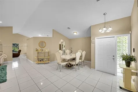 10261 S Lexington Lakes Boulevard S Boynton Beach FL 33436