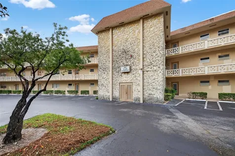 5001 NW 34th Street Lauderdale Lakes FL 33319