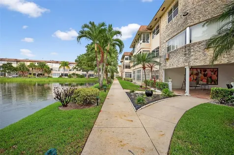 5001 NW 34th Street Lauderdale Lakes FL 33319
