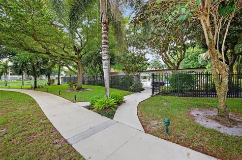 5001 NW 34th Street Lauderdale Lakes FL 33319