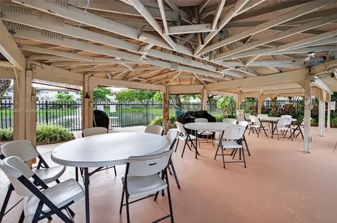 5001 NW 34th Street Lauderdale Lakes FL 33319