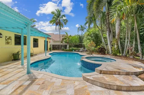 9945 W Tree Tops Court Davie FL 33328