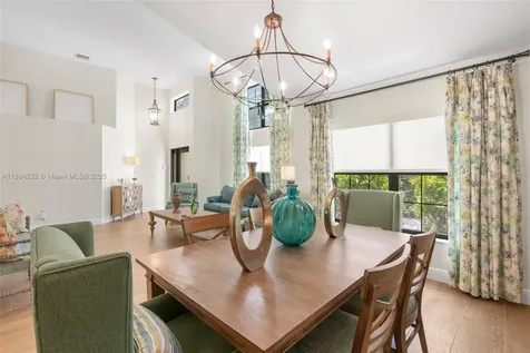 9945 W Tree Tops Court Davie FL 33328