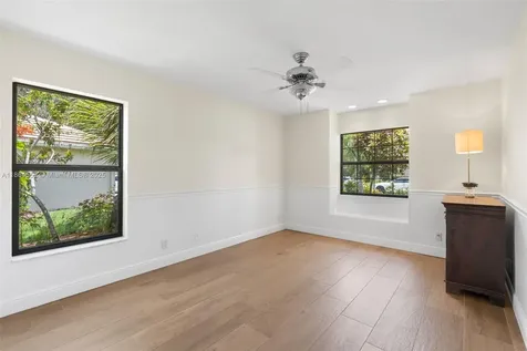 9945 W Tree Tops Court Davie FL 33328
