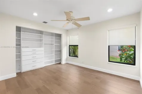9945 W Tree Tops Court Davie FL 33328