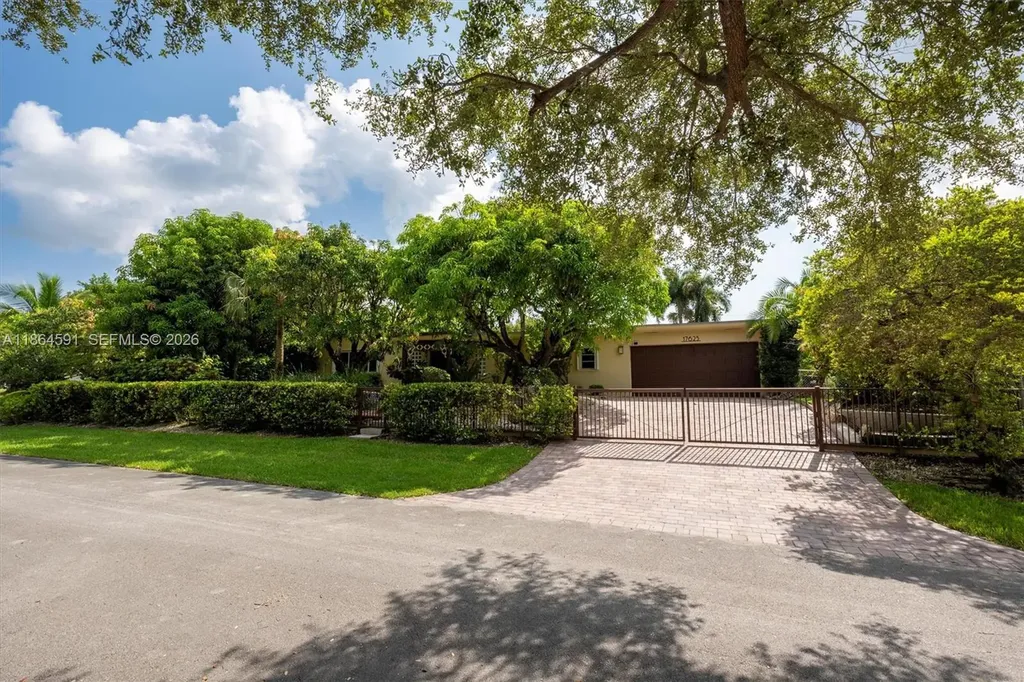 17625 SW 91st Avenue Palmetto Bay FL 33157