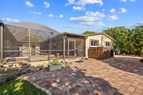 17625 SW 91st Avenue Palmetto Bay FL 33157